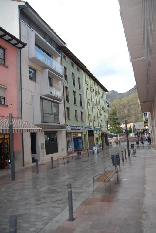 Apartamento Enol Cangas de Onis Exterior photo